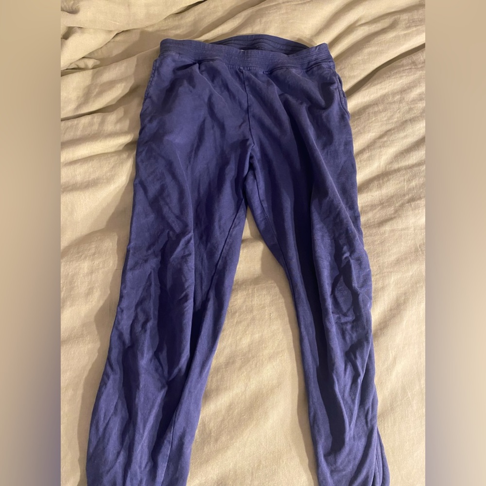 Navy sweats, perfect condition